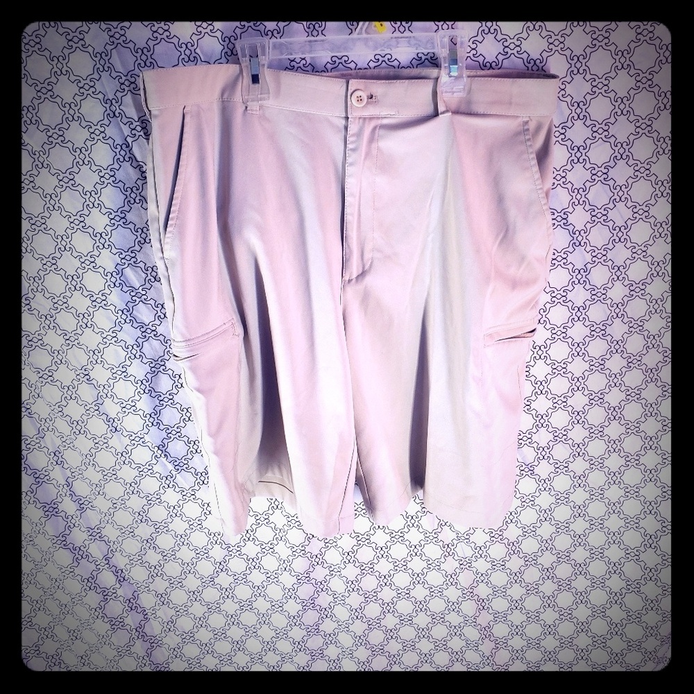 Mens IZOD Khaki Golf shorts